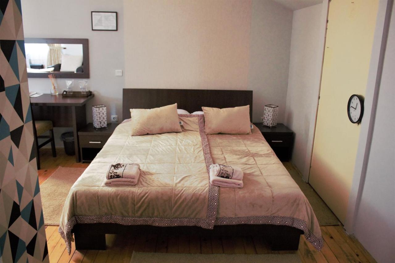 Garni Hotel City Kruševac エクステリア 写真