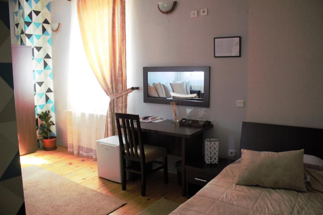 Garni Hotel City Kruševac エクステリア 写真