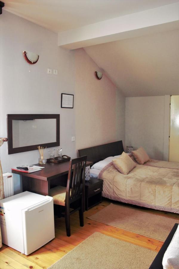 Garni Hotel City Kruševac エクステリア 写真