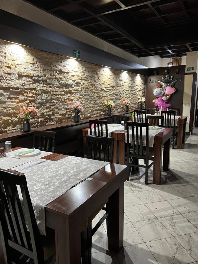 Garni Hotel City Kruševac エクステリア 写真