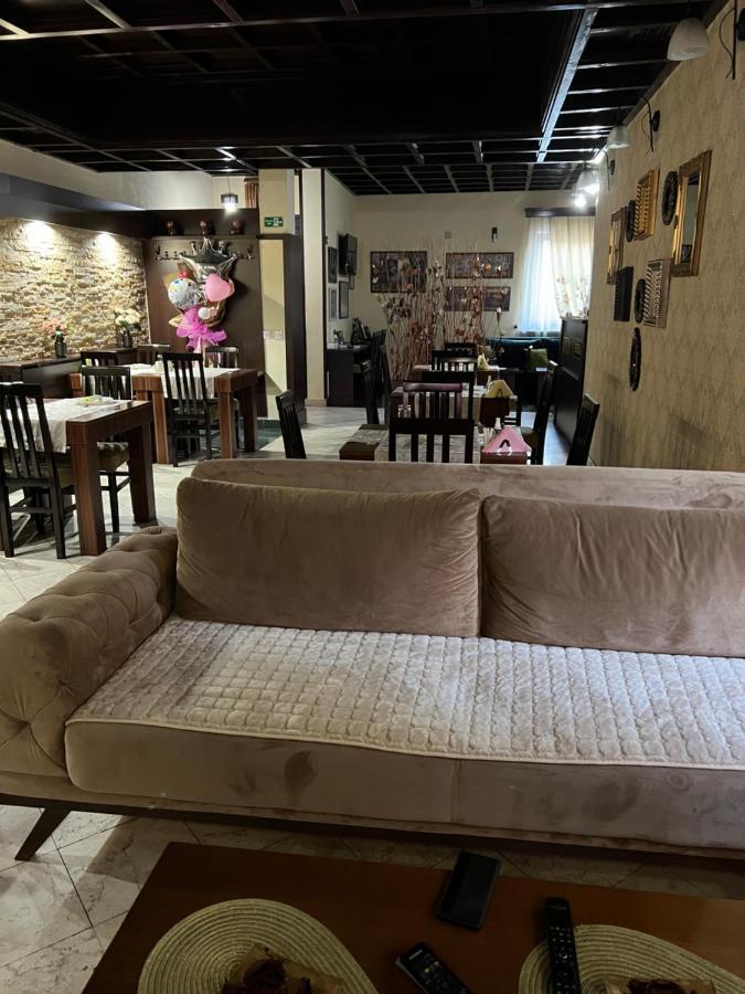 Garni Hotel City Kruševac エクステリア 写真
