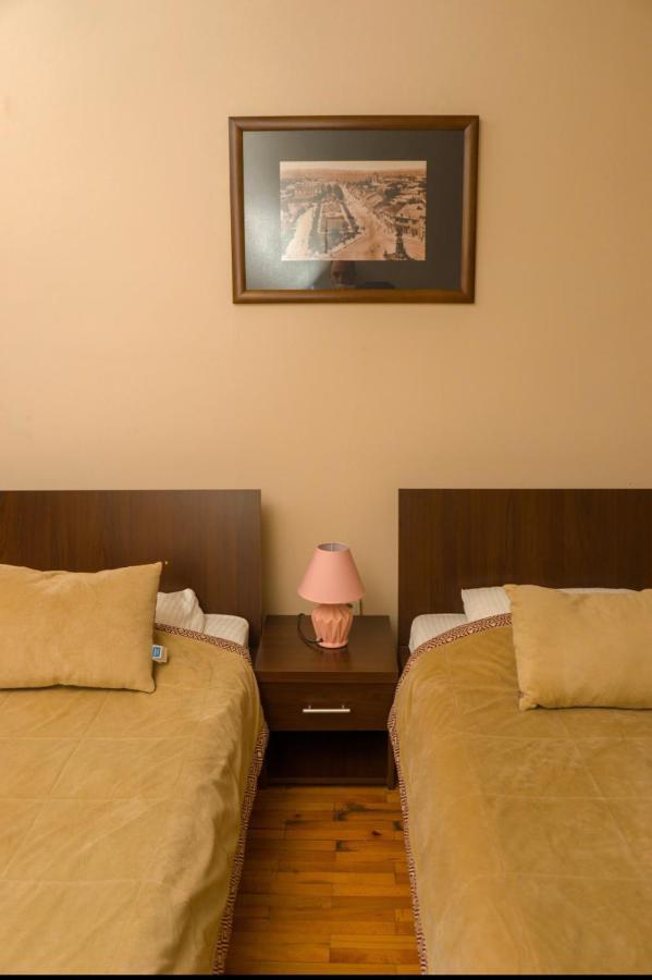 Garni Hotel City Kruševac エクステリア 写真