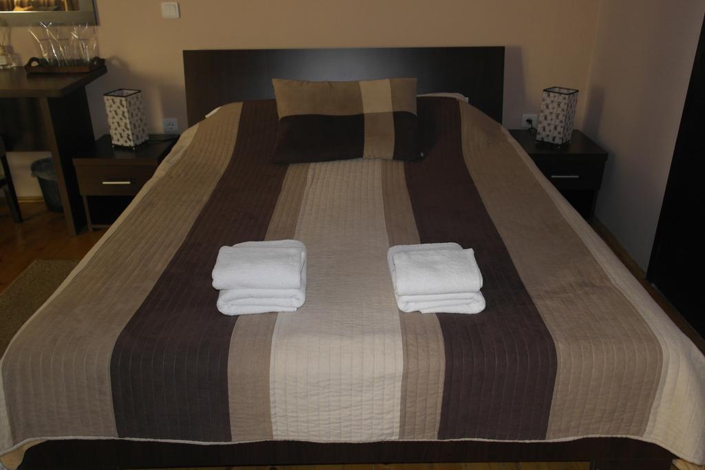 Garni Hotel City Kruševac エクステリア 写真